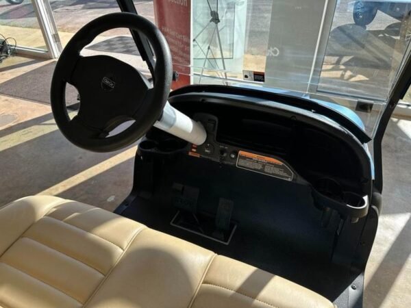 2023 Club Car® Onward® 6 Passenger Gas - Image 4